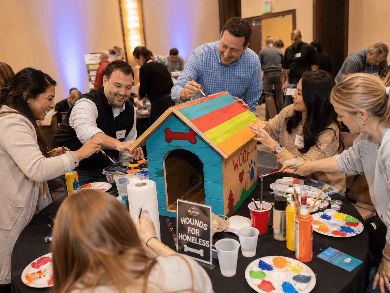 Hounds For Homeless Los Angeles — Housewarming team building with Building Teams